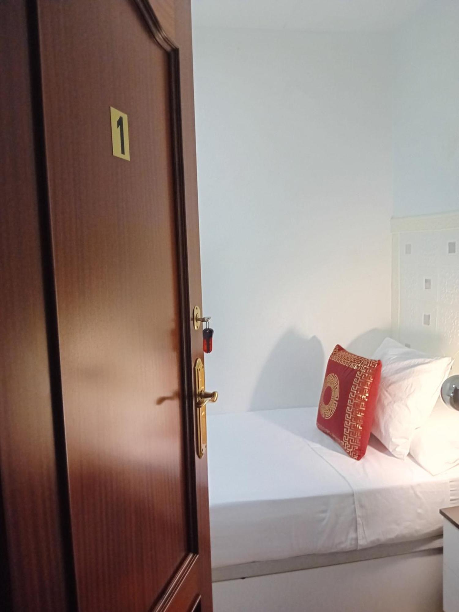 Apartamento Compartido Excelente Ubicacion エル・プラー・デ・ジョブレガット エクステリア 写真