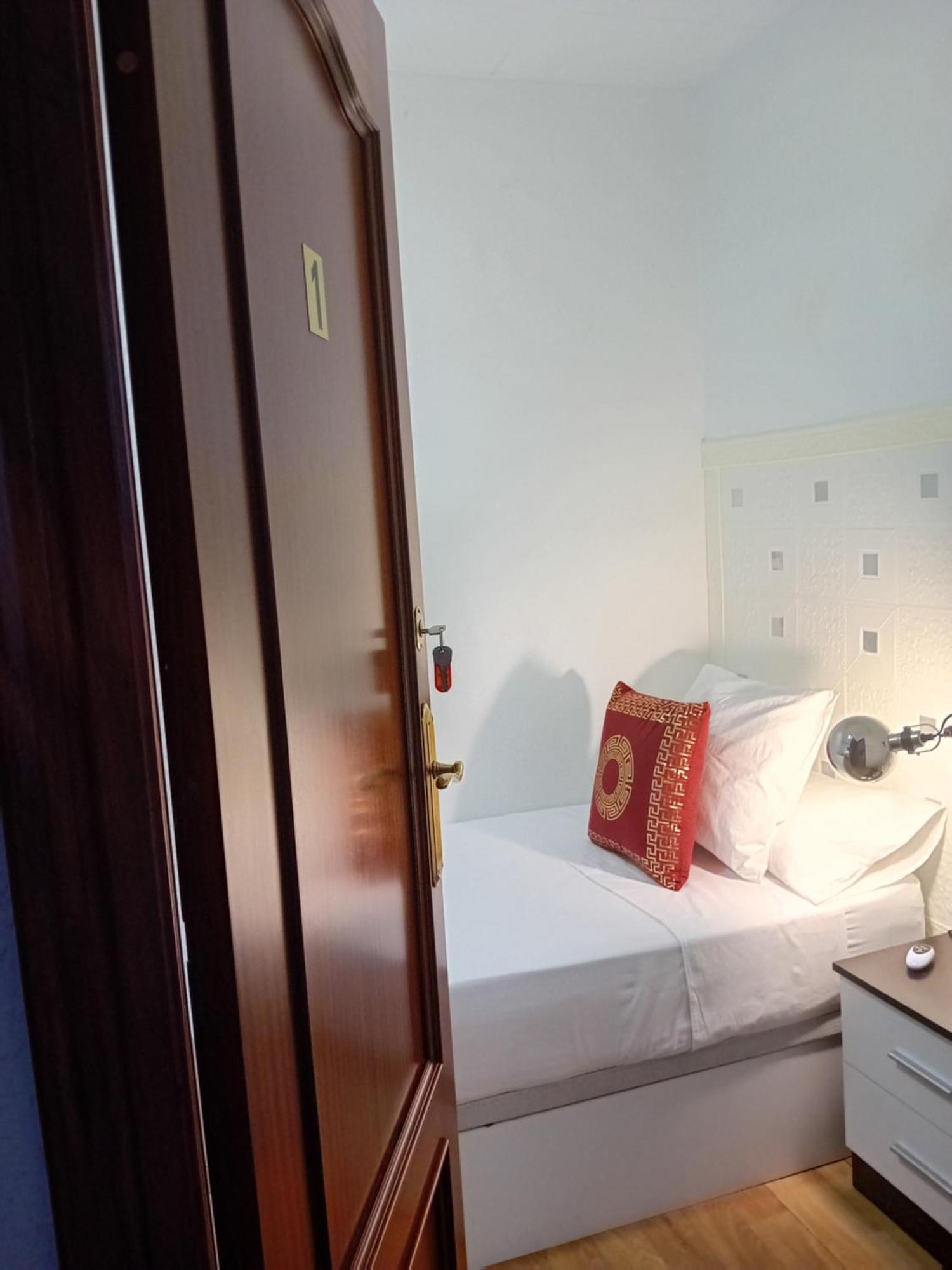 Apartamento Compartido Excelente Ubicacion エル・プラー・デ・ジョブレガット エクステリア 写真