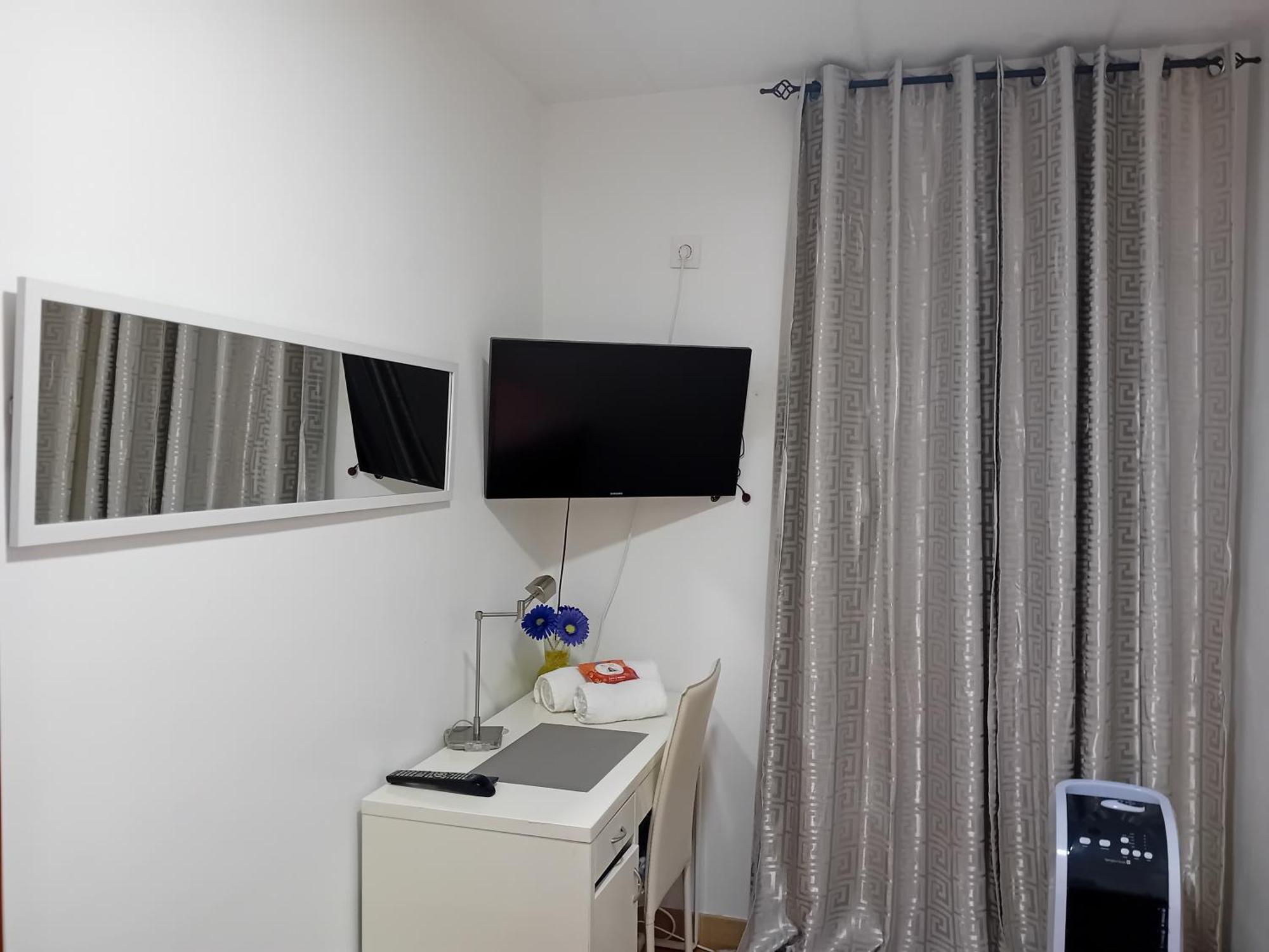 Apartamento Compartido Excelente Ubicacion エル・プラー・デ・ジョブレガット エクステリア 写真